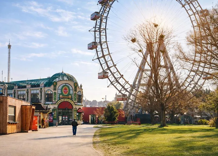 Apartment Center Of Colorful Prater